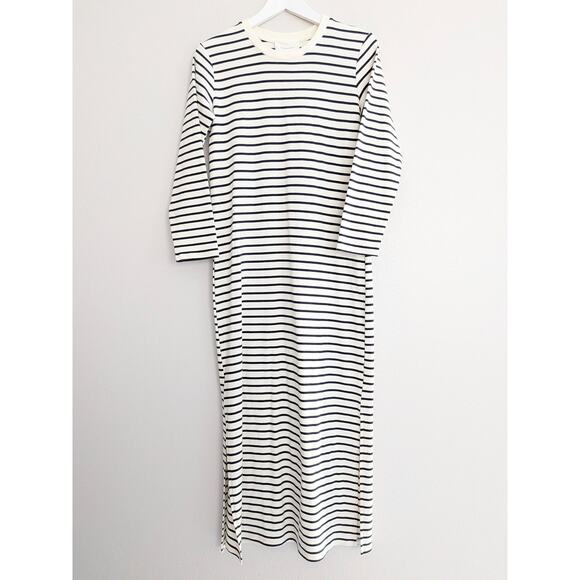 NWT Pomander Place Gio Maxi Dress Navy Stripe Size Small Tuckernuck Coastal Prep - Picture 3 of 8